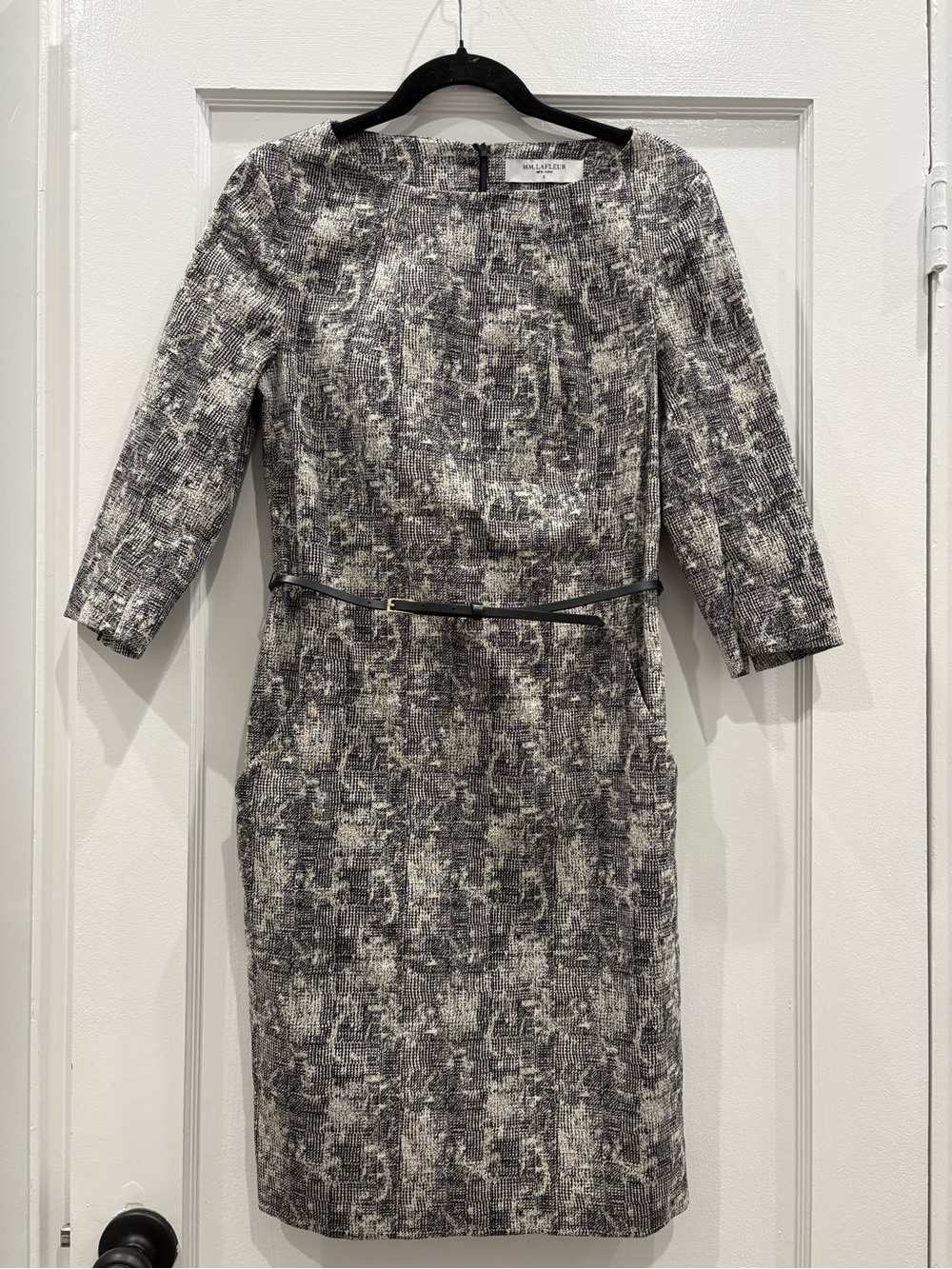 M.M.LaFleur Etsuko Belted Sheath Dress Crackle Print 3/4 Sleeves Size 6